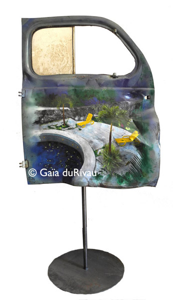 Pastel, crayons de couleurs, crayons noirs, peinture à l'huile, peinture acrylique, photographie en noir et blanc, ambiance urbanex, piscine, bois, street art